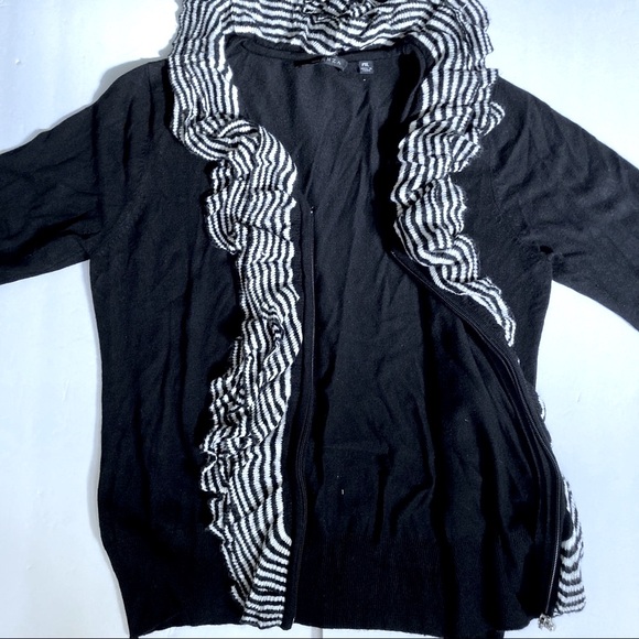 🎉HP  Zip up Sweater w/Ruffle detail Black szPXL - Picture 6 of 8